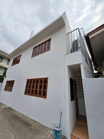 ให้เช่าบ้านพร้อมที่ดิน สุขุมวิท 49