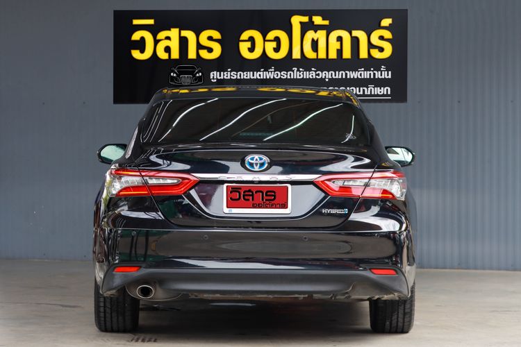 Toyota Camry 2022 2.5 HEV Premium Sedan ไฮบริด ไม่ติดแก๊ส เกียร์อัตโนมัติ ดำ รูปที่ 3