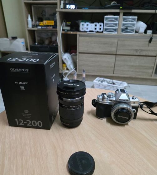 ขายกล้อง OLYMPUS พร้อมเลนส์ED 12-200