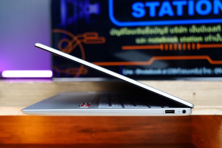 Hp 15 Ryzen3-7320U Ram8 SSD256 จอ15.6 FHD IPS สเปคทำงานทั่วไป  ดีไซน์บางเบา เครื่องสวยพร้อมประกันศูนย์2026 ขายเพียง 8,990.- เท่านั้น รูปที่ 6