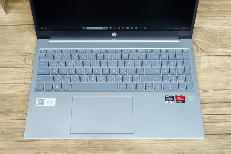 Hp 15 Ryzen3-7320U Ram8 SSD256 จอ15.6 FHD IPS สเปคทำงานทั่วไป  ดีไซน์บางเบา เครื่องสวยพร้อมประกันศูนย์2026 ขายเพียง 8,990.- เท่านั้น รูปที่ 5