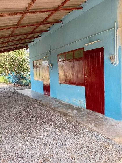 ให้เช่าบ้าน พื้นที่กว้างขวางร่มรื่น พร้อมที่จอดรถหน้าบ้าน ติดต่อ คุณรุจี  ปิ่นแก้ว โทร 087-6815742