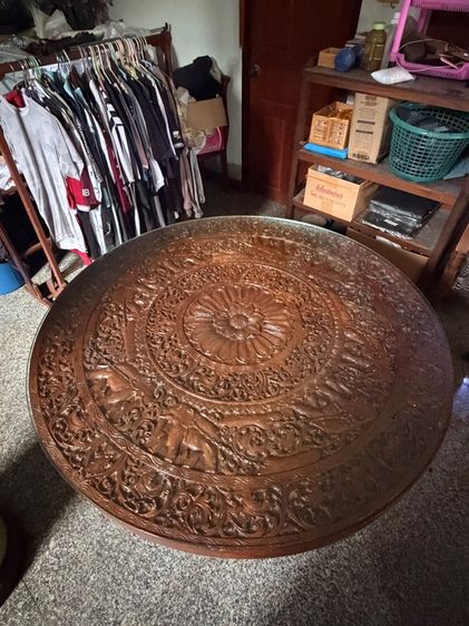 โต๊ะกลมไม้สักแท้ทั้งตัว