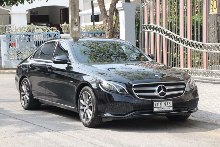 รถ Mercedes-Benz E-Class E350 สี ดำ