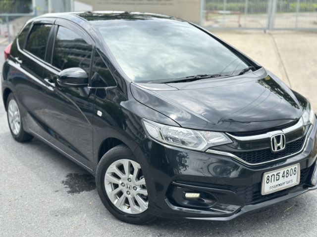 รถ Honda Jazz 1.5 V i-VTEC สี ดำ