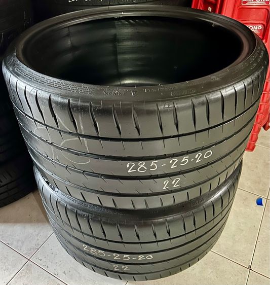 MICHELIN 285 25 20 มือสอง ปี22 2เส้น