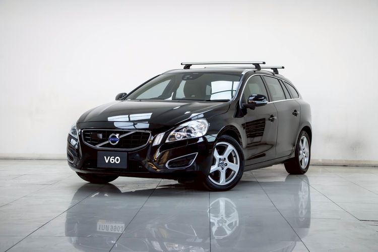 รถ Volvo V60 1.6 Drive สี ดำ
