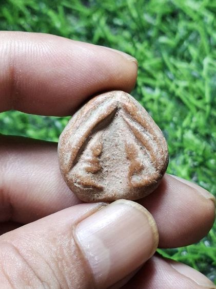 พระกรุเนื้อดินเก่าเนื้อสวย ไม่ทราบที่