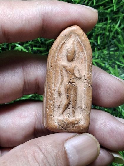 (ปิดแล้วครับ)พระพิมพ์2หน้าในองค์เดียวกันเนื้อสวยหนึกนุ่ม รูปที่ 2