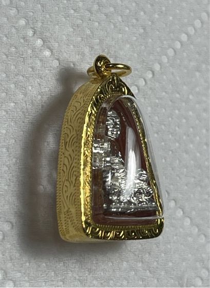 หลวงปู่ทวดรูปเหมือนองค์ลอย พิมพ์หัวไม้ขีด แขนทะลุนิยม เนื้อเงิน วัดช้างให้ ปี 2535 พร้อมกรอบทองมือ 1 รูปที่ 3