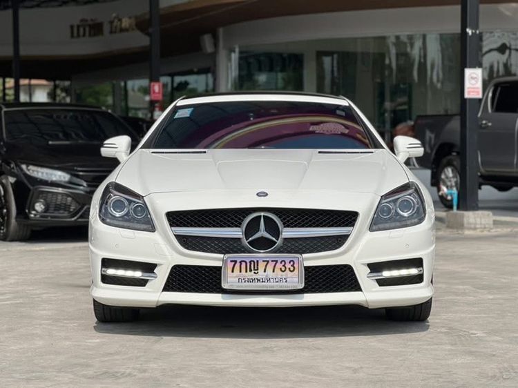 Mercedes-Benz SLK-Class 2014 SLK200 Kompressor AMG Sedan เบนซิน ไม่ติดแก๊ส เกียร์อัตโนมัติ ขาว รูปที่ 3