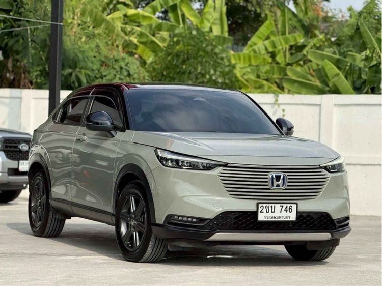 รถ Honda HR-V 1.5 EL e:HEV สี เขียว