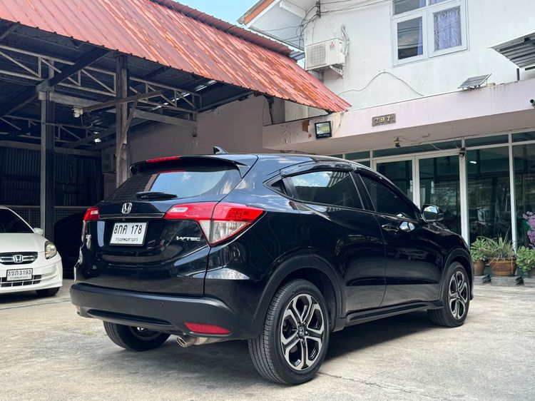 Honda HR-V 2018 1.8 E Utility-car เบนซิน ไม่ติดแก๊ส เกียร์อัตโนมัติ ดำ รูปที่ 4