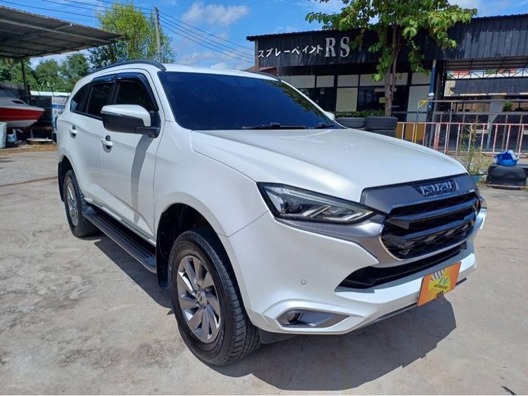 Isuzu MU-X 2023 1.9 Elegant 2WD Utility-car ดีเซล ไม่ติดแก๊ส เกียร์อัตโนมัติ ขาว