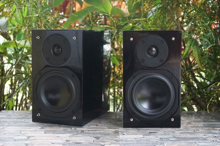 เครื่องเสียงไฮไฟ ลำโพงแยกชิ้น และซับวูฟเฟอร์ ลำโพง Dennon SC-F103SG-SC-M500 เทคโนโลยี่ร่วมยุโรปเสียงดีน่าฟัง