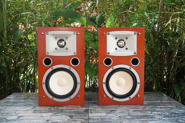 ลำโพง YAMAHA  NS-2 HX สวยเสียงดี ไม่มีหน้ากากมานะคับตามรูป  รูปที่ 2