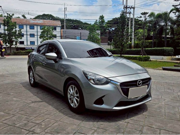 Mazda Mazda 2 2015 1.3 Skyactiv-G Sedan เบนซิน ไม่ติดแก๊ส เกียร์อัตโนมัติ บรอนซ์เงิน รูปที่ 4