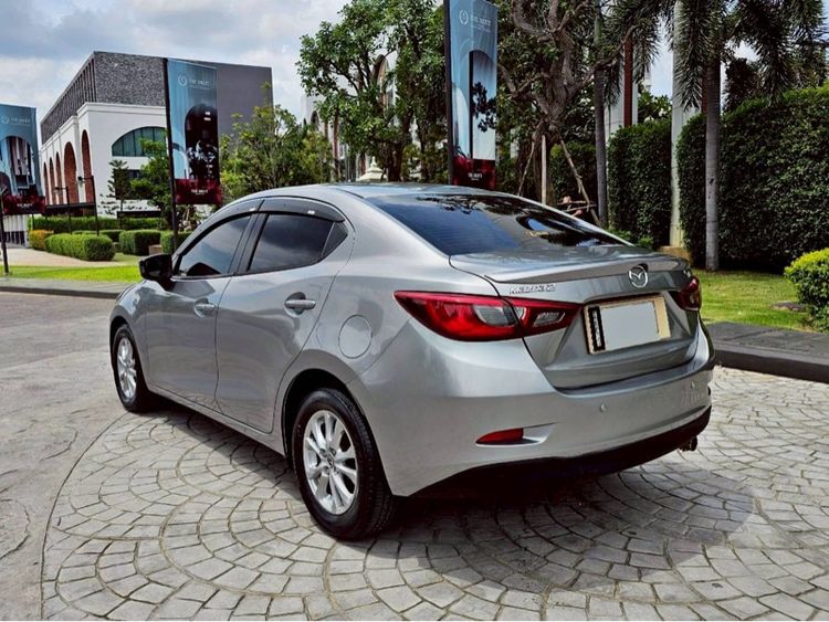 Mazda Mazda 2 2015 1.3 Skyactiv-G Sedan เบนซิน ไม่ติดแก๊ส เกียร์อัตโนมัติ บรอนซ์เงิน รูปที่ 3