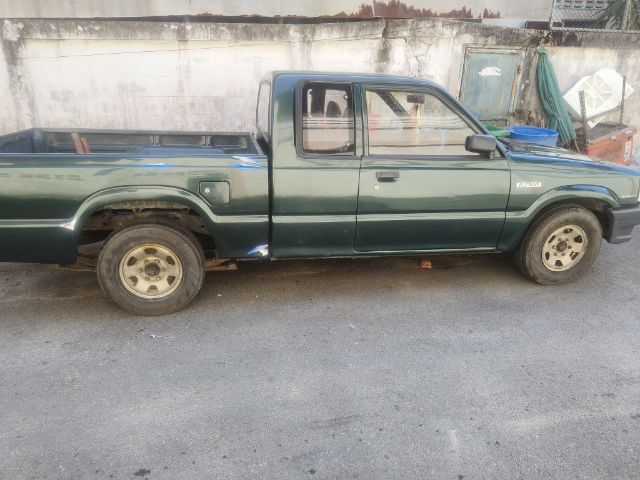 Mazda B2500 2000 รุ่นย่อยอื่นๆ Pickup ดีเซล ไม่ติดแก๊ส เกียร์ธรรมดา เขียว รูปที่ 3