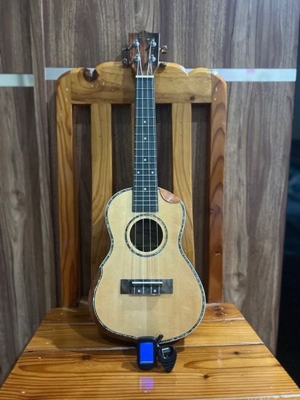🎸 Ukulele 🍍Overspeed Concert 24” Top Solid (มือสอง) 🎸 รูปที่ 2