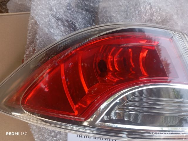 ไฟทับทิมฝาท้าย มาสด้า2 รูปที่ 2