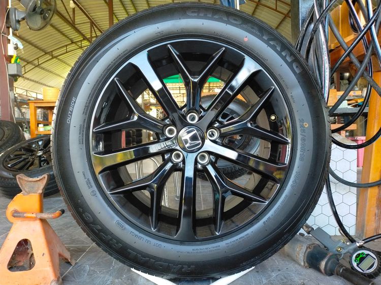 แม็กฮอนด้า ขอบ18 พร้อมยางchaoyang 225 60 18 ปี25 ยางสวย ตุ่มหน้ายางยังอยู่ทุกเส้น