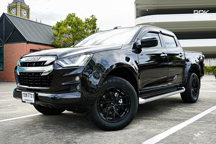 รถ Isuzu D-MAX 1.9 Hi-Lander Z สี ดำ