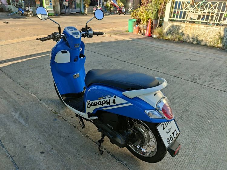 🛵ยังไงก็ขาย SCOOPY-i ปี 60 เครื่องดี สีสวย สตาร์ทมือ เล่มชุดโอนครบ+เปลี่ยนถ่ายน้ำมันเครื่องฟรี ส่งฟรี30 ก.ม รูปที่ 6