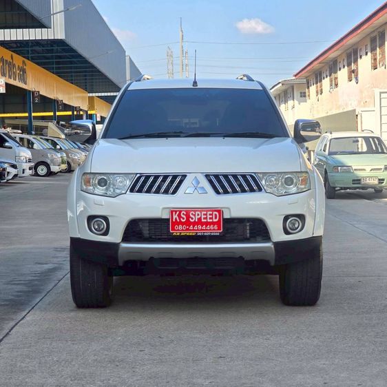 Mitsubishi Pajero Sport 2013 2.5 GT 4WD Utility-car ดีเซล ไม่ติดแก๊ส เกียร์อัตโนมัติ ขาว รูปที่ 2
