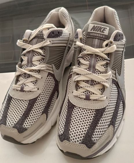 ขายถูก Nike Vomero 5 สีสวย ของแท้ สภาพเหมือนใหม่ เบามาก ใส่สบาย Size 43-275cm รูปที่ 12