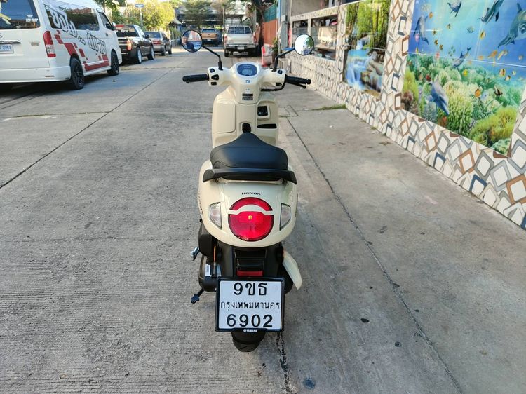 🛵ยังไงก็ขาย SCOOPY-i ปี 68 เครื่องดี สีสวย สตาร์ทมือ วิ่งน้อย2000โล(รถ6เดือน) เล่มชุดโอนครบ+เปลี่ยนถ่ายน้ำมันเครื่องฟรี ส่งฟรี30 ก.ม รูปที่ 5