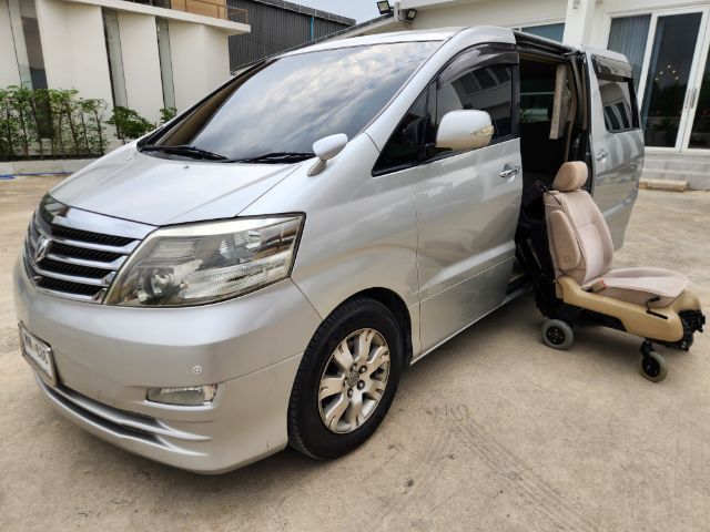 รถ Toyota Alphard 3.0 V6 สี เงิน