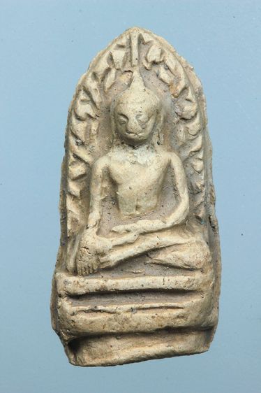 พระรอดลำพูนสวยๆค่ะเก่าค่ะ