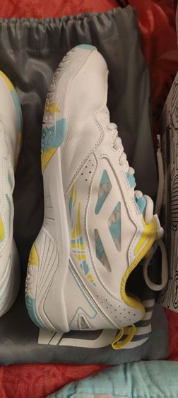 รองเท้าเเบดมินตัน พึ่งซื้อมา รูปที่ 5