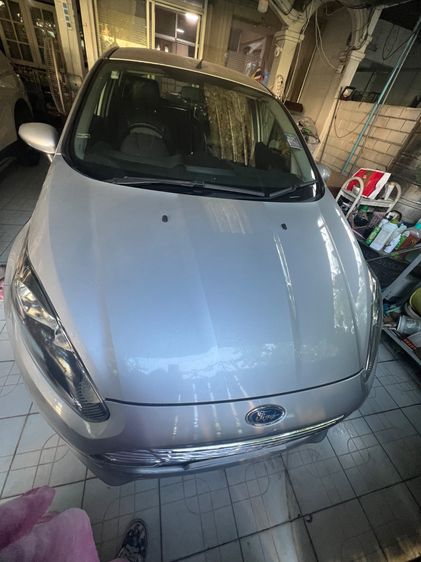 รถ Ford Fiesta 1.4 Style สี เทา