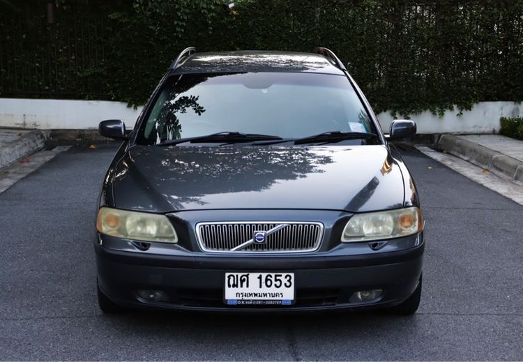 รถ Volvo V70 2.4 D5 สี เทา