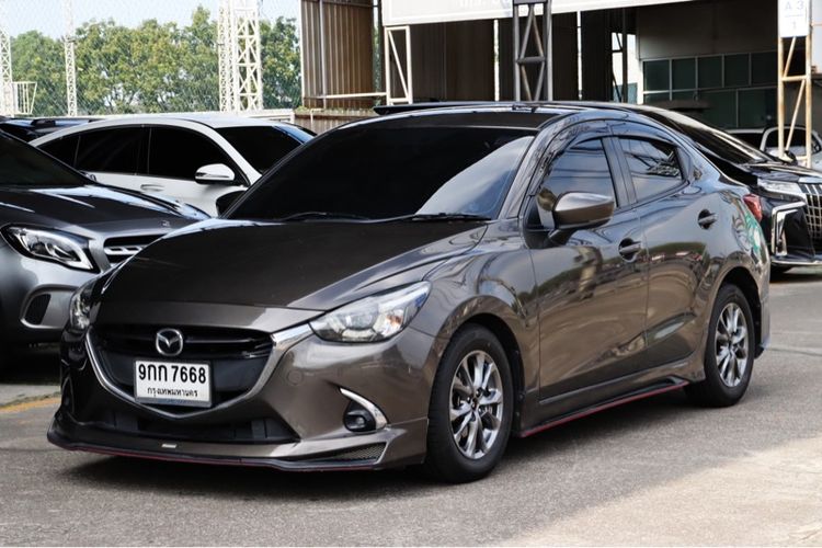 Mazda Mazda 2 2019 1.3 High Connect Sedan เบนซิน เกียร์อัตโนมัติ น้ำตาล รูปที่ 2