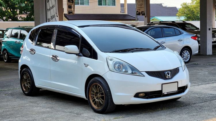 Honda Jazz 2009 1.5 S i-VTEC Sedan เบนซิน ไม่ติดแก๊ส เกียร์อัตโนมัติ ขาว รูปที่ 3
