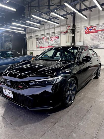 Honda Civic 2025 2.0 eHEV RS Sedan ไฮบริด เกียร์อัตโนมัติ ดำ รูปที่ 2