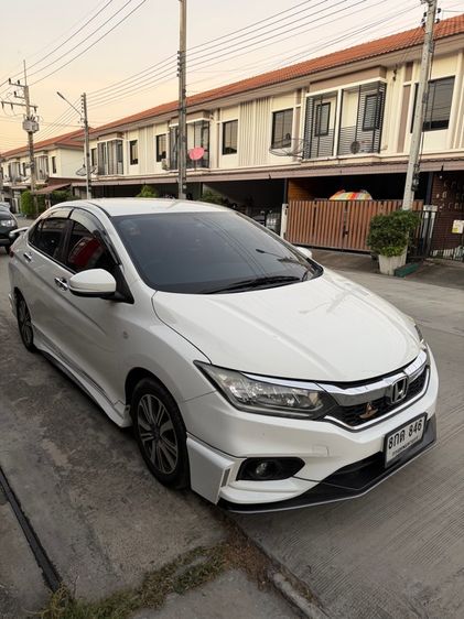 Honda City 2018 1.5 V Plus i-VTEC Sedan เบนซิน ไม่ติดแก๊ส เกียร์อัตโนมัติ ขาว