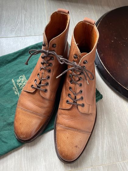 Crockett and Jones shoes รูปที่ 11