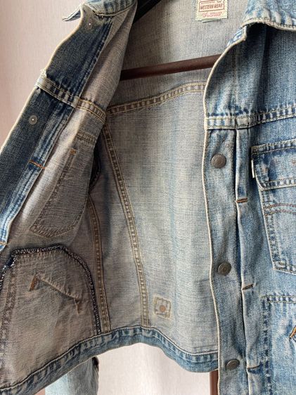 90's Levi's 70752-12 denim jacket with short horn tag made in Hong Kong size M  รูปที่ 14
