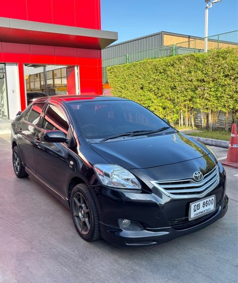 Toyota Vios 2010 1.5 J Sedan เบนซิน เกียร์ธรรมดา ดำ