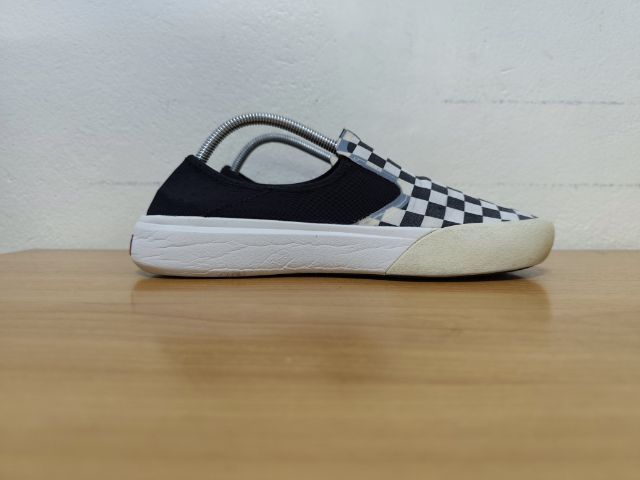 VANS Comfycush One 41.0 26.5 แท้ มือสอง รูปที่ 3