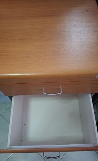 โต๊ะคอมพิวเตอร์ รูปที่ 3