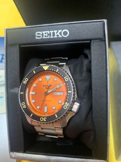 นาฬิกาชาย SEIKO หน้าส้ม ใบรับประกันคู่มือกล่องสภาพสวย รูปที่ 2