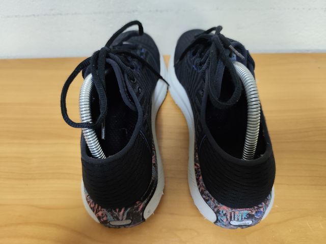 Under Armour 41.0 26.0 แท้ มือสอง รูปที่ 7