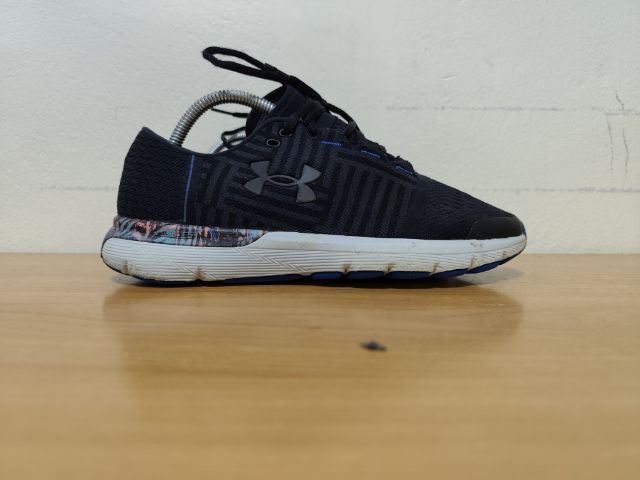 Under Armour 41.0 26.0 แท้ มือสอง รูปที่ 2