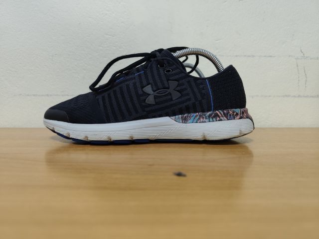 ดำ ผ้าใบ รองเท้าผ้าใบ UK 7.5 | EU 41 1/3 | US 8 Under Armour 41.0 26.0 แท้ มือสอง