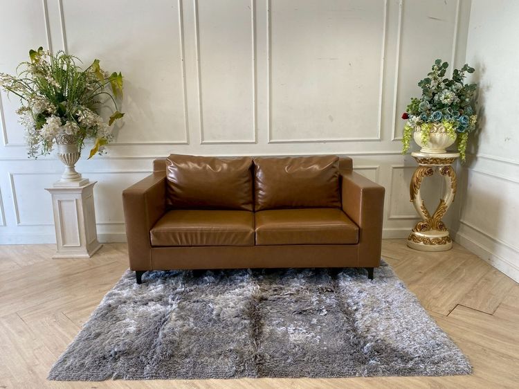 โซฟาหนัง สองที่นั่ง สีน้ำตาล 